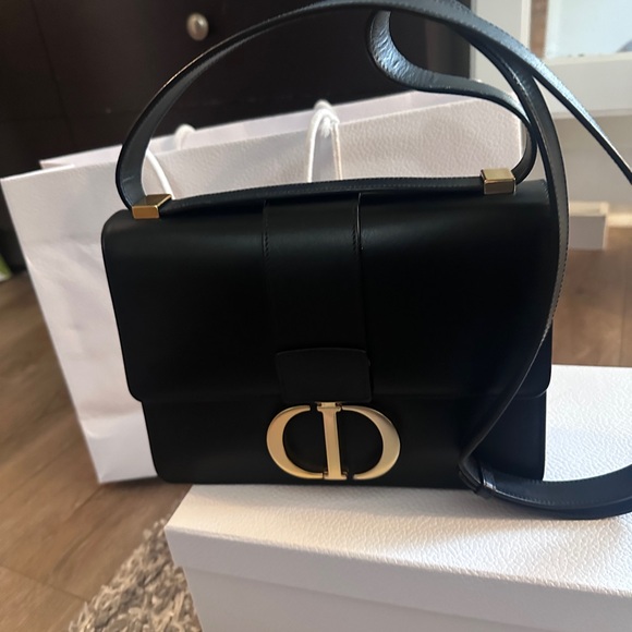 Authentic CHRISTIAN DIOR MONTAIGNE - Picture 13 of 17